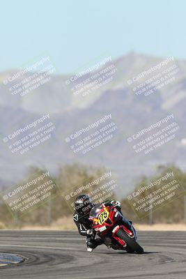 media/Dec-04-2025-Racers Edge (Thu) [[5ebc9f124d]]/3-B Group/1-Session 1 (Turn 7)/